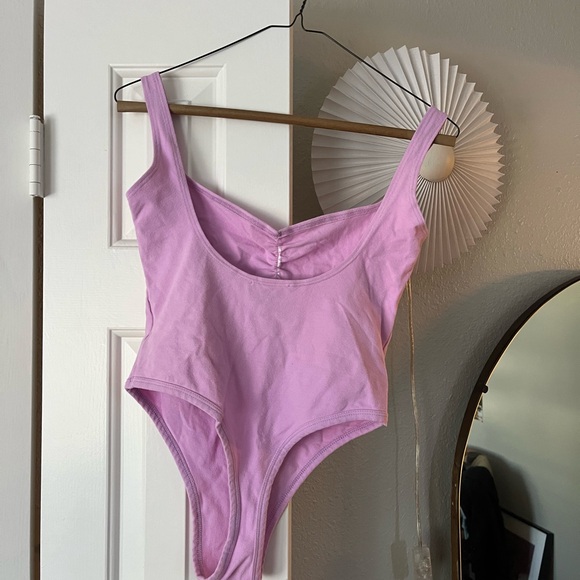 Gil Rodriguez Bodysuit - Picture 2 of 2